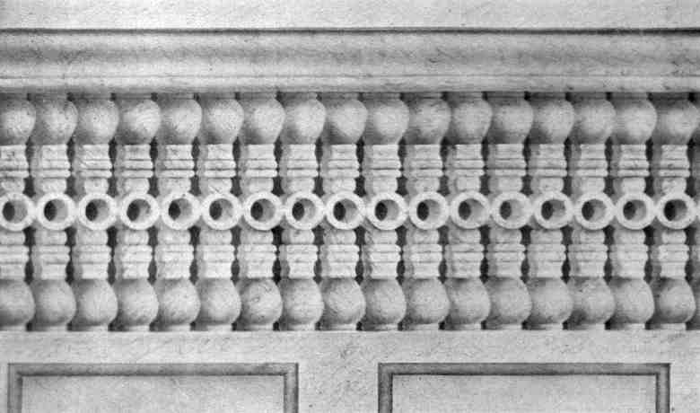 1902 wallpaper decoration with geometric pattern